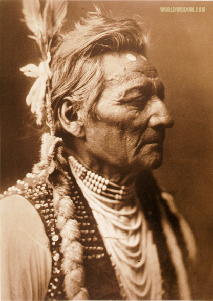 "Piopio-maksmaks, profile - Wallawalla", by Edward S. Curtis from The North American Indian Volume 8

